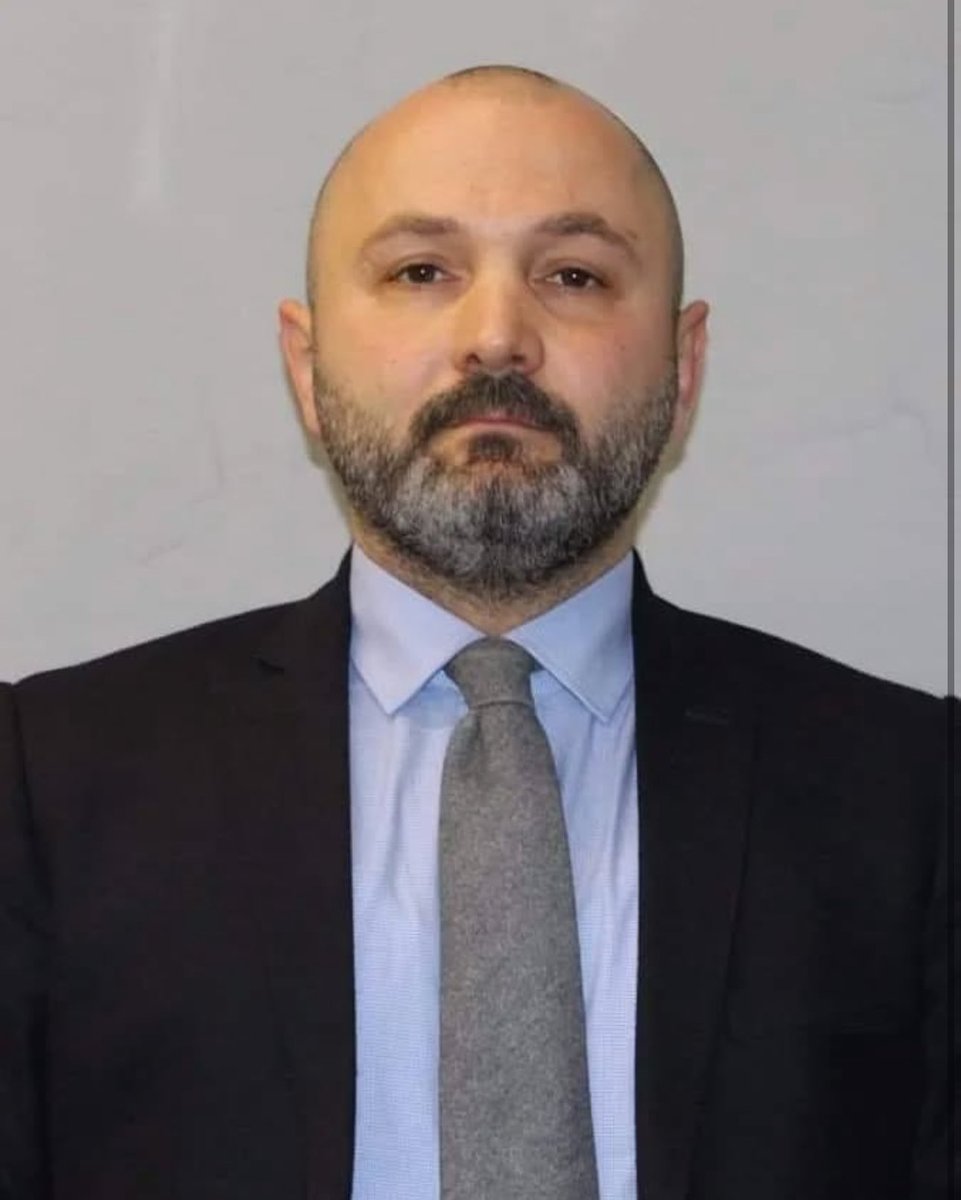 Kartal Belediyesi'nde görev yapan memur personelin toplam 177.000 TL tutarindaki alacaklari hala ödenmemistir. Bu durum, belediyede hayata gecirilen her proje ve hizmetin mimari olan personeli ciddi ekonomik sıkıntıya sokmakta, aile huzurunu bozmaktadir. 
Bunu ödemeyen belediye