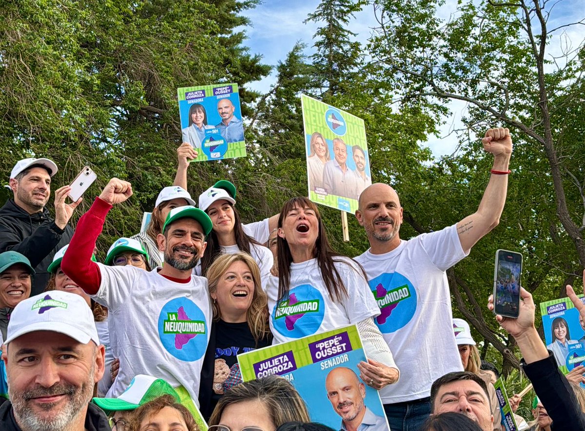 Último día de campaña, compartiendo con el equipo de la Neuquinidad en los semáforos, cerca de la gente.
Defendemos con alegría lo que somos: un modelo neuquino que crece, genera oportunidades y mira al futuro con esperanza.