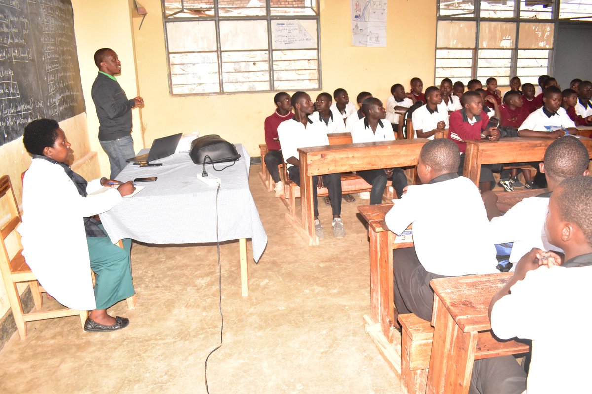 IFAWE2024's tweet photo. IFAWE  began collaborating closely with the Environment Club at G.S. Uwinkomo. This partnership aims to provide both theoretical knowledge and practical skills for effective environmental conservation. The club members are highly motivated and eager to work with the organization. https://t.co/UJiW6S8Don