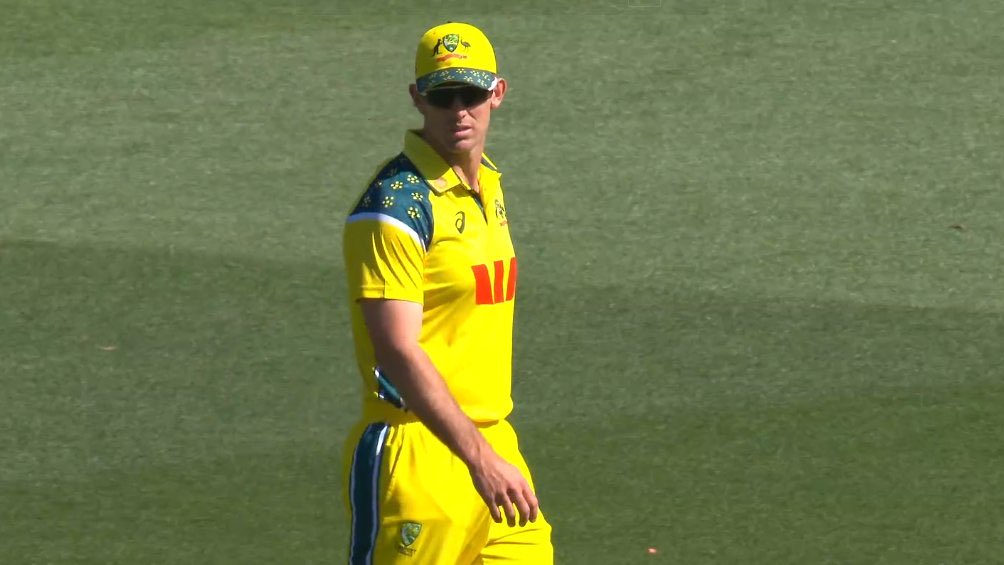 mufaddal_vohra's tweet image. 🚨 AUSTRALIA BEAT INDIA IN AN ODI SERIES. 🚨
- An ODI defeat for India at the Adelaide Oval after 17 years.