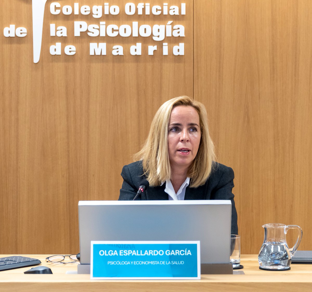 🗣️ Olga Espallardo, psicóloga y economista de la salud, habla de la aplicación de la Psicología Económica en el diseño de políticas públicas efectivas.