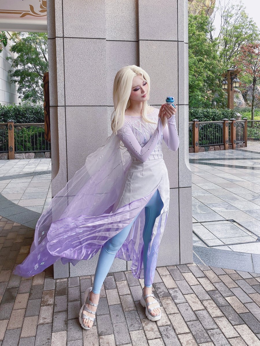 hgrnRR's tweet image. 極寒の中、精霊エルサでした❄️✨
アナがとても綺麗に撮ってくれた(^^)

#Dハロ仮装 #Dハロ仮装2025