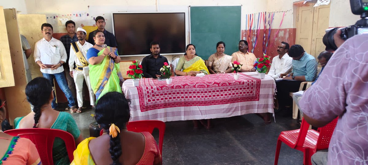 poitdapvp's tweet image. 🏗️ Foundation stone laid for key infrastructure development works at Saraivalasa GTWAHS, PVP Manyam District.
Hon’ble Minister @GummidiSandyarani inaugurated the event.
JC/PO Sri C. Yaswanth Kumar Reddy, I.A.S. participated.
@TribalWelfareDeptAP #InfrastructureDevelopment