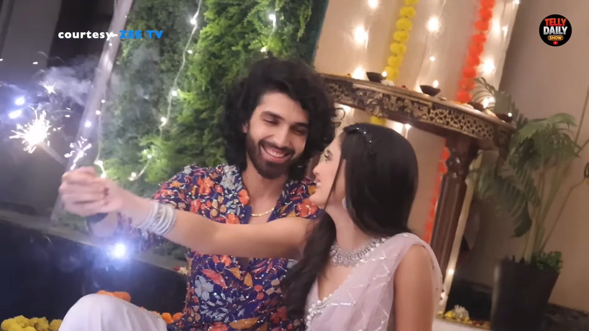 anandhivenkat4's tweet image. Our beautiful and happy Rageet🎇🥹💕
#BharatAhlawat #AyushiKhurana
#AyuRat #RaghavSuryavanshi
#ReetSuryavanshi #Rageet 
#JaaneAnjaaneHumMile #JAHM