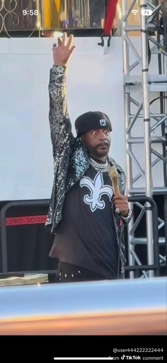 watVAUGHNsaid's tweet image. raise ya hand if you knew Rozier wuz guilty