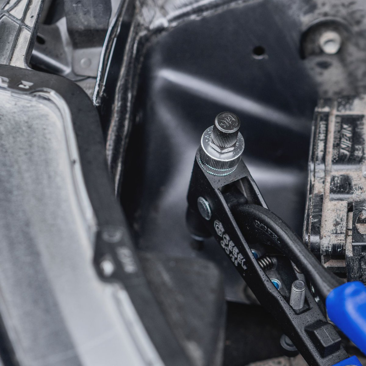 GoebelFasteners's tweet image. The GO-35 is a hand #blindrivetnut setting tool for #rivetnuts from M3 - M5 (all materials) &amp;amp; M6 (steel and aluminum).
If you are interested in our tools, #blindrivets or #blindrivetnuts please get in touch with us.