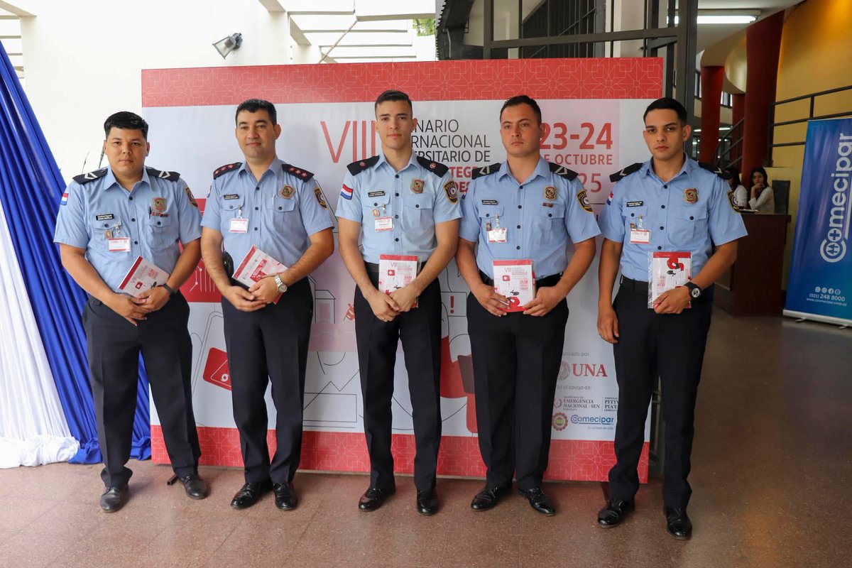 una_py's tweet image. Iniciamos el VIII Seminario Internacional Universitario de Gestión Integral del Riesgo de Desastres ⚠️🚨🌱
✅ Hoy, 23 de octubre, en el Centro de Convenciones de la UNA
¡Te invitamos a seguir todas las ponencias y debates! 🔴 TRANSMISIÓN EN VIVO | YouTube: youtube.com/c/UniversidadN…