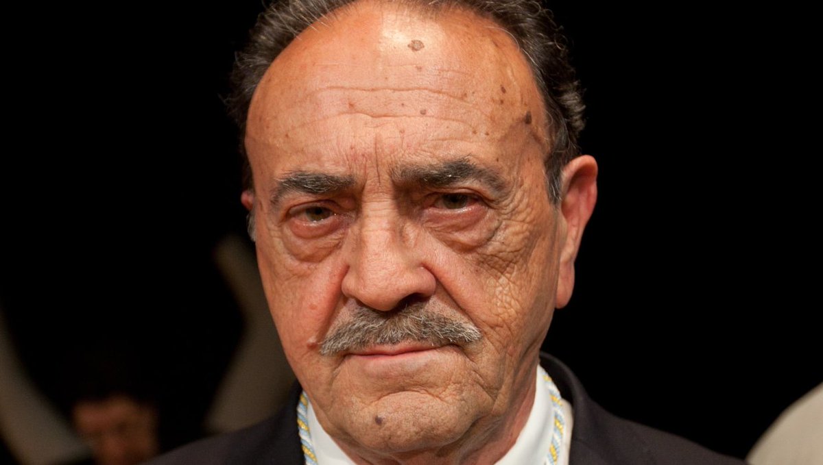 A RAG, a Editorial Galaxia e a Fundación Penzol lembrarán a Xosé Luís Franco Grande nun acto público hoxe en Vigo. No <a href="/PortalPalabras/">Portal das Palabras</a> facémolo con este #setestrelo.
 - portaldaspalabras.gal/lexico/setestr…