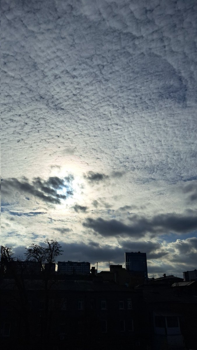 ivalent_'s tweet image. 