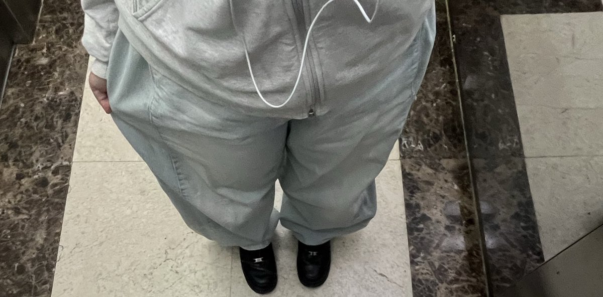 지하철 사람 느무 많아 비켜 씨발!!!!!!!!!