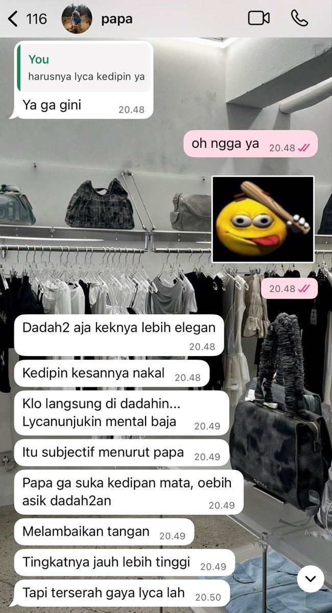 findingbiya's tweet photo. andai ada emak gua dia pasti approve gw ngedipin mata https://t.co/JSv8Kfj8u2