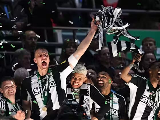 ZafeInfinity's tweet image. Unlucky badly, go give his wee sore groin a rub 😢