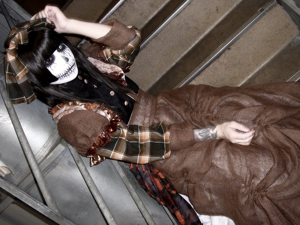 machina_unikun's tweet image. 急降下、酷い夢。