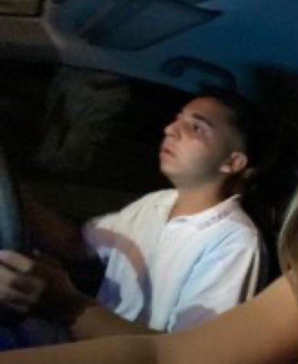 ehliyeti aldıktan sonra ilk 1 ay şöyle sürmüştük arabayı