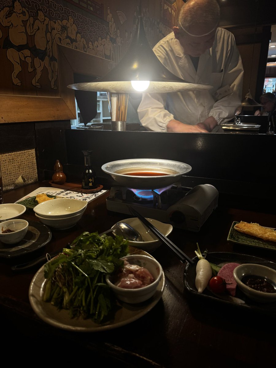 uttiyama's tweet photo. 旬が始まるせり鍋
炉端のわら焼きカツオ
さんまの塩焼き
仙台を楽しみすぎている https://t.co/pkyazRi2XO