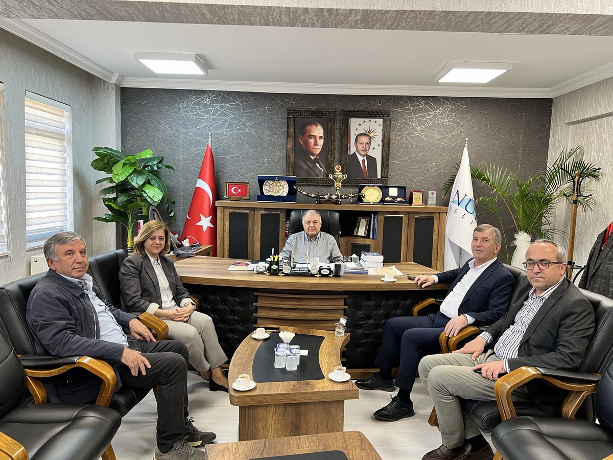 📍 Nurdağı Belediyesi

Nurdağı Belediye Başkanımız Mehmet Yıldırır’ı ziyaret ederek, İlçe Başkanımız Mustafa Yiğit ve belediye başkan yardımcılarımızla birlikte istişare toplantısı gerçekleştirdik. 

İlçemizin gelişimi, yürütülen projeler ve önümüzdeki döneme dair planlamalar