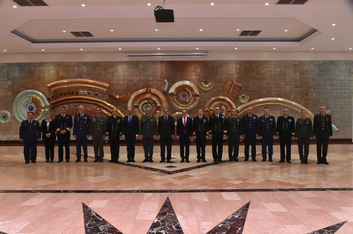 Türk ve Yunan heyetleri arasında Güven Artırıcı Önlemler (GAÖ) toplantısının yeni turu 23 Ekim 2025 tarihinde gerçekleştirilmiştir. Toplantı İzmir’de Türkiye Cumhuriyeti Millî Savunma Bakanlığı ev sahipliğinde yapılmıştır.

Her iki heyet de büyükelçiler ve üst düzey askerler ile