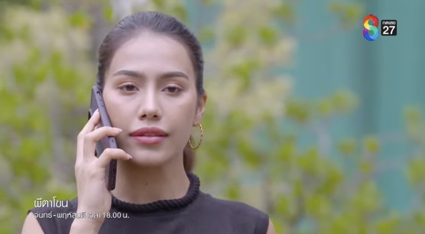 NesamahNudee's tweet photo. You nailed this series, period. No one can tell me otherwise.

From watching Thian’s character the entire week to seeing you embody Lita so perfectly, it’s like Thian never existed.

#ผีตาโขนEP38
#หนูดีอรปรียา  
#nesamahmoodi https://t.co/79ig5Dxwih