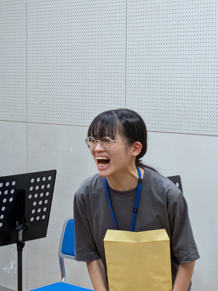 chigatagi's tweet photo. 公演まで約2週間！
寒い気温も吹き飛ばすような熱さで！！
本日も稽古中です🔥🔥🔥

新人公演『残りモノこそ福であれ』
チケット販売中！
11/8（土）、9（日）共に13:00の回のチケットは残り僅か！！

ご購入はこちら！👇
https://t.co/e7mzZNcLau https://t.co/keiuP9nv89