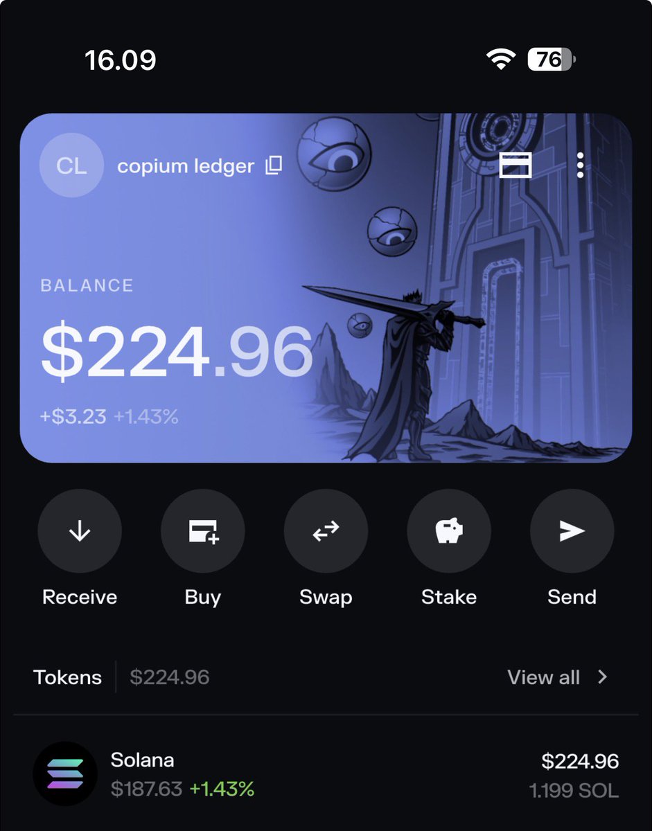 apewithpetra's tweet image. hi, i’m nobody 👋🏻  just trying to make something out of nothing.

so yeah, today i funded my wallet with 1.2 $SOL ($224).

the goal’s to turn it into $100k (first) maybe that sounds small for some peoples, but for me, that number feels like a realistic target.

i’ll aim for that…