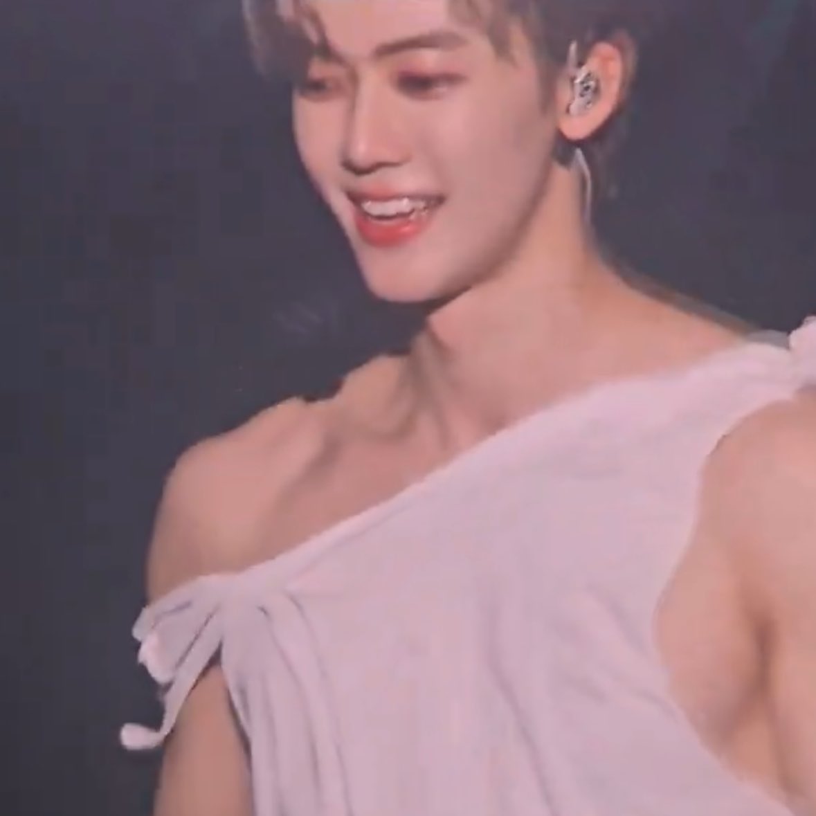 jjkfairiess's tweet image. 😣😣😣