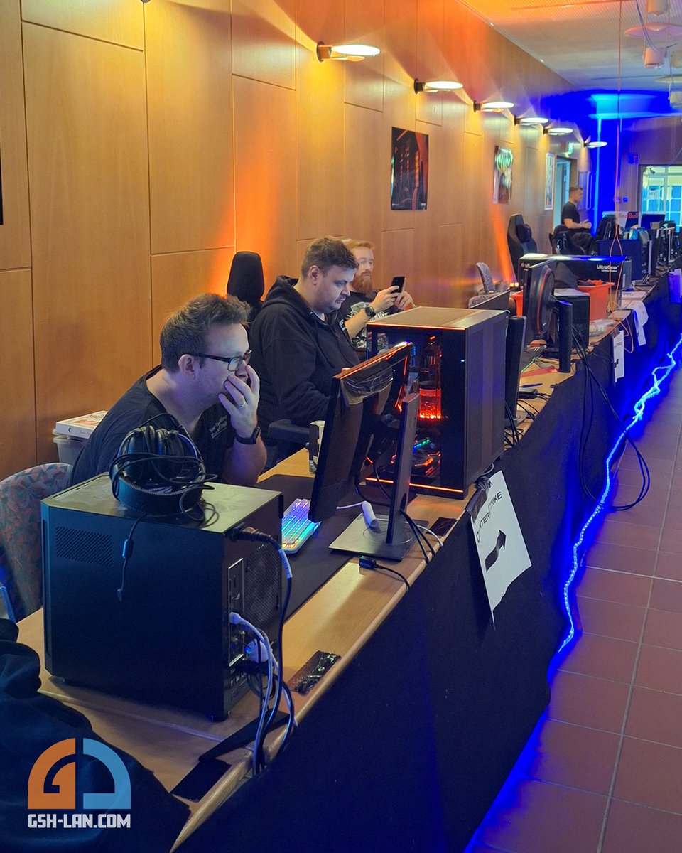 gshlan's tweet image. Aufbau Tag 4 - Impressionen #01
Die letzten Vorbereitungen laufen
#GSH2025 #GSH #Aufbau #LANParty #WirWarteAufEuch