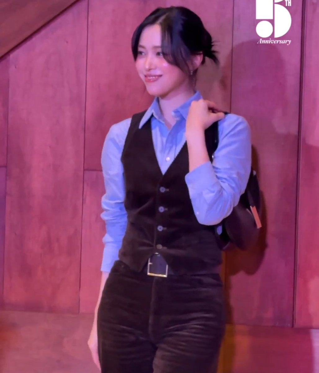 itzypopbase's tweet image. ITZY’s Ryujin stuns at tonight’s Polo Ralph Lauren anniversary event.