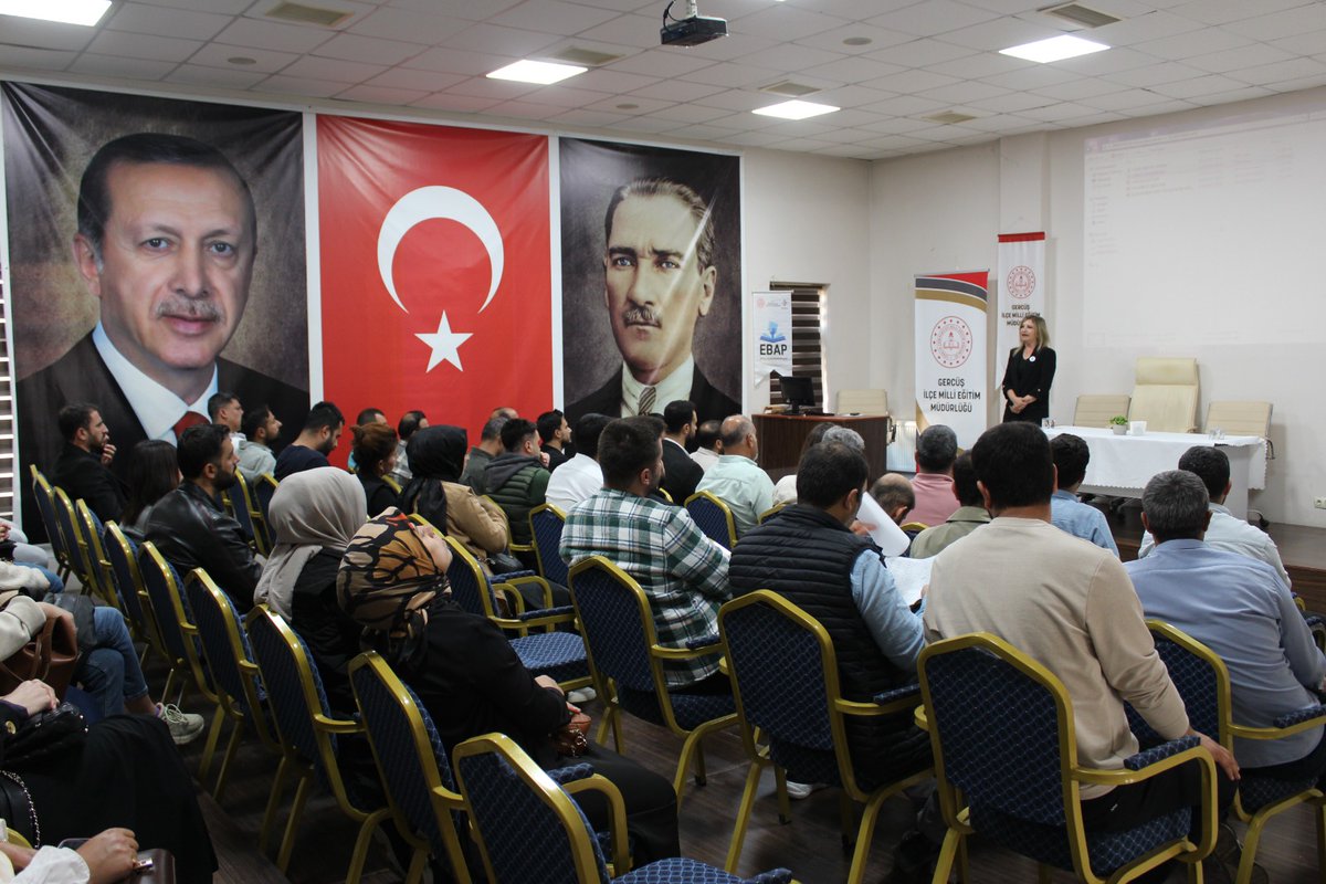 gercusmem's tweet photo. "EBAP Bilgilendirme Toplantısı Gerçekleştirildi"

Batman İl Millî Eğitim Müdürlüğü AR-GE Biriminden Derya Uygur Kahraman ve Arzu Ciğer tarafından “Eğitimde Başarıyı Artırma Programı (EBAP) Bilgilendirme Toplantısı” gerçekleştirildi.
@tcmeb 
@batman_valiligi
@BatmanilMEM https://t.co/kvsUZN6UcE