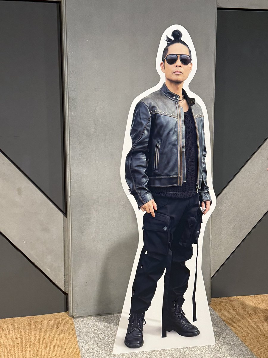 teruring73's tweet photo. 体感1時間!!
楽しかった〜😎
#40thAnniversaryTour #BigUp
#久保田利伸 #FunkyNight https://t.co/G1qW5FZjke