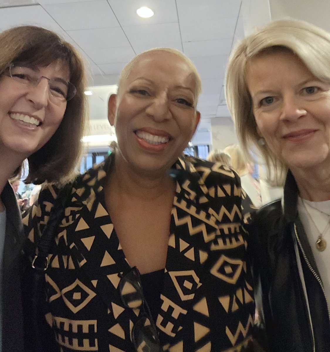 One of my favorite things about #DyslexiaCon2025 is catching up with fellow literacy warriors like ⁦<a href="/LDechovitz/">Louise Dechovitz</a>⁩ and <a href="/TracyWeeden3/">Dr. Tracy Weeden</a> !!!