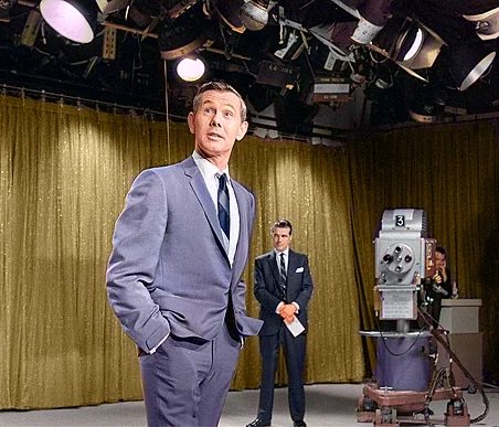 Remembering the late great JOHNNY CARSON - born 100yrs ago today.