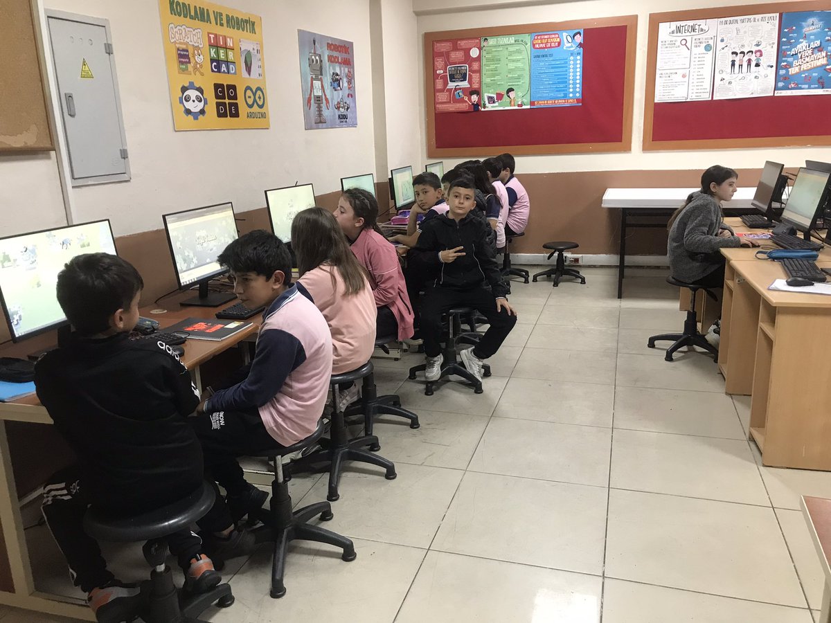 caycuma_mso's tweet image. Codeweek (Avrupa Kodlama Haftası) Etkinlikleri @67_MEM_Arge #mebyegitek #Yeşil Vatan #codeweek #codeweektürkiye