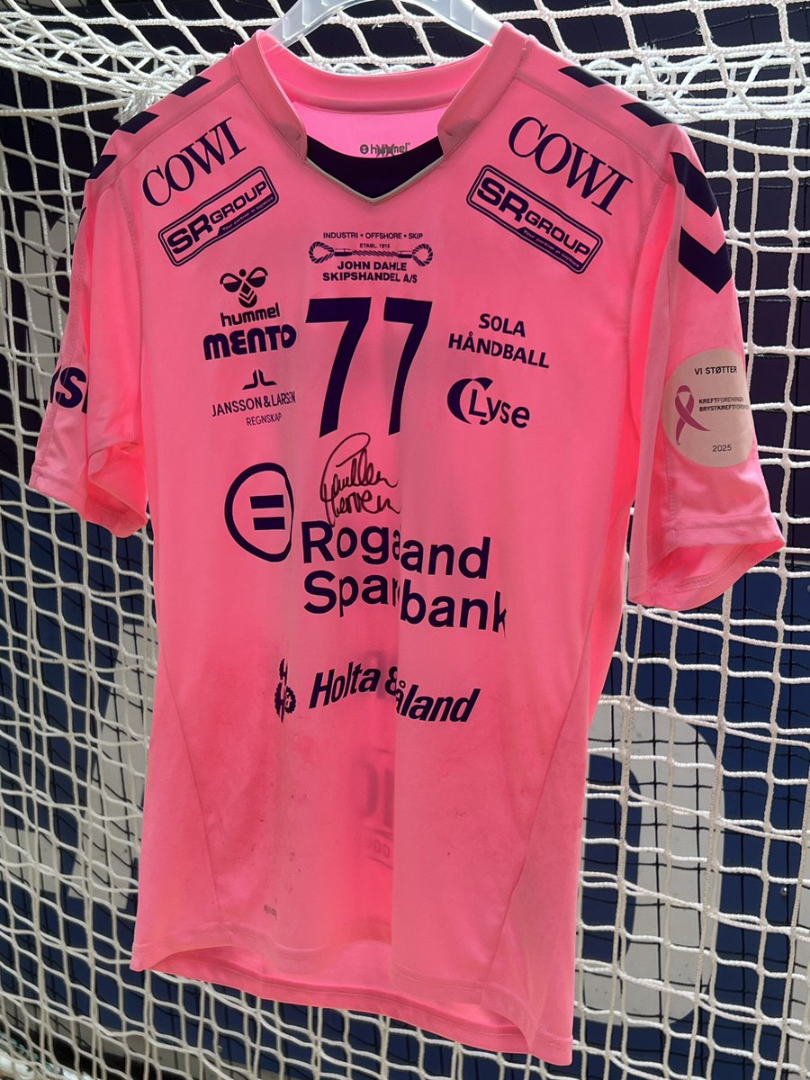 Er det pallplass på dyreste drakt solgt i Norge dette🤔 
100.000kr🩷