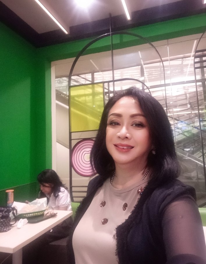 Whooshhh smileee 🚅

Gosahlaaa terlalu keminterrr.. 

Cukuplah gaaa goblok2 amatt sampai ga paham bhwa perkembangan tekhnologi dlm bidang TRANSPORTASI itu di seluruh dunia di negara2 maju &amp; modern pasti ada KA cepat

Emang kek kaum onta bahlul yg kmna2 maunya naek andong or bis??