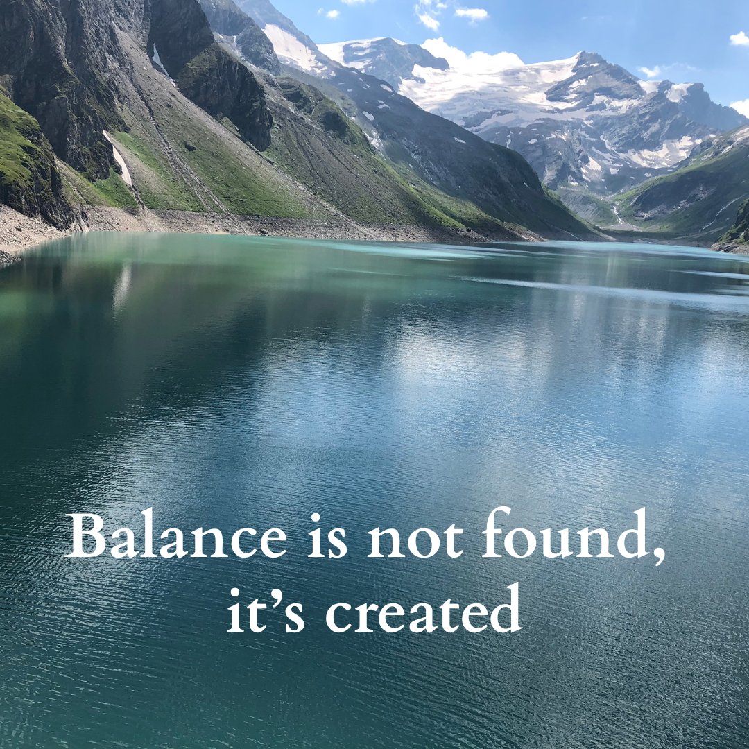 iamashukhanna's tweet photo. Priorities aligned with values create true balance.
#AshuKhanna #Strength #Joytrain #Calmness #IAm #IAmFreedom 

@IamBalashan1980 @lsmurthy99 @RossSwan2 @gary_hensel @JulieParker144 @KariJoys @Earthles https://t.co/CEoXMPibJR