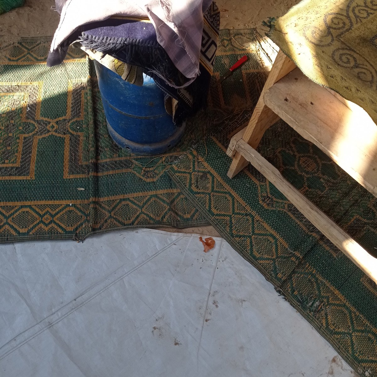 nour_emad3322's tweet image. Look at what we sleep on in our tent… We are human beings just like you. This situation is unbearable. Please, we are in a very bad condition. 🙏🏻😓💔🙏🏻🙏🏻🙏🏻
chuffed.org/project/httpsc…