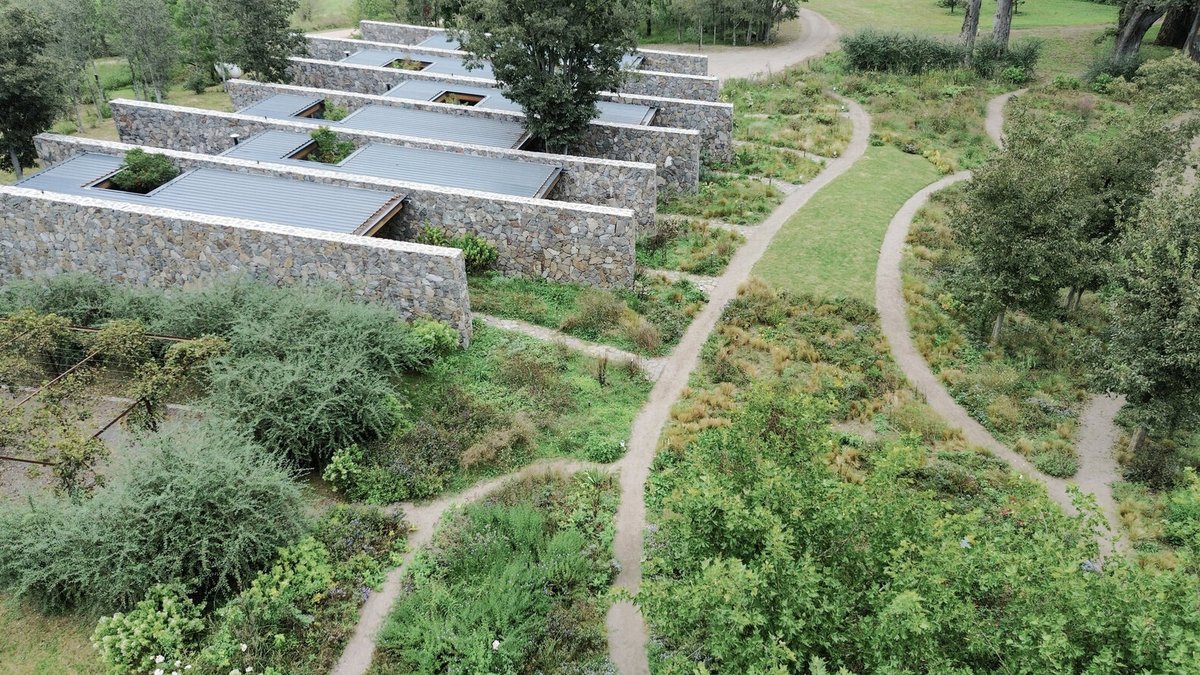 illustrarch's tweet photo. Between Stone Walls Suites by alarciaferrer arquitectos

#hotel #architects #design #architecture #illustrarch https://t.co/ZsJ8OCCw1Z