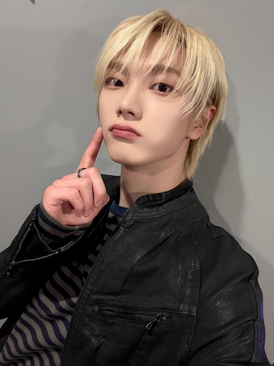 sunghosloops's tweet image. 251023 #성호 weverse post ⭐️