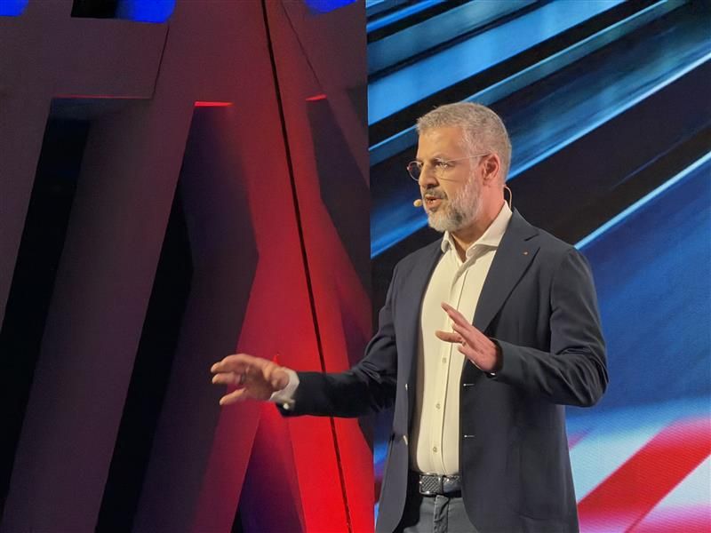 Crowe Poland tweet media