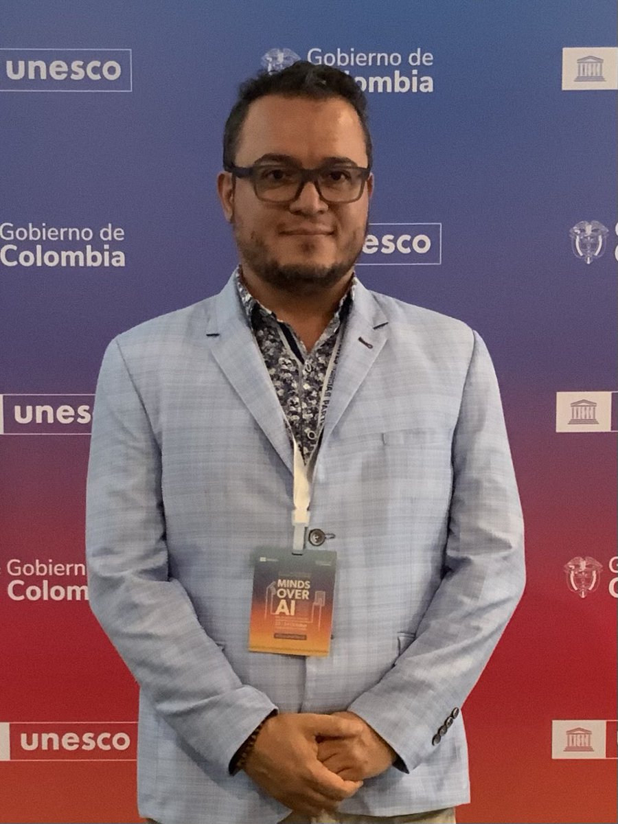 Edumedia_3's tweet image. #GlobalMILWeek2025 @UNESCO nuestro director el doctor Diego Leandro Marin Ossa nos representa en la asamblea de miembros de la Media and Information Literacy Alliance.