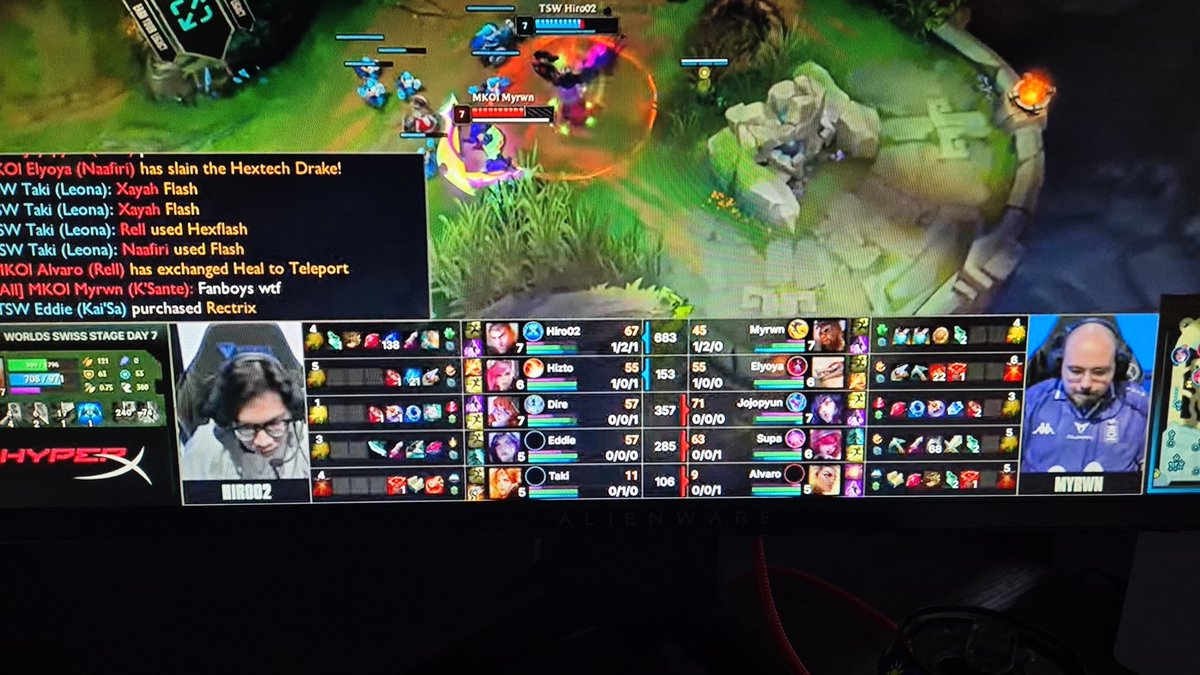 boymanbeard's tweet image. Gets dived top, all chats, even pros aren't immune lol #Worlds2025