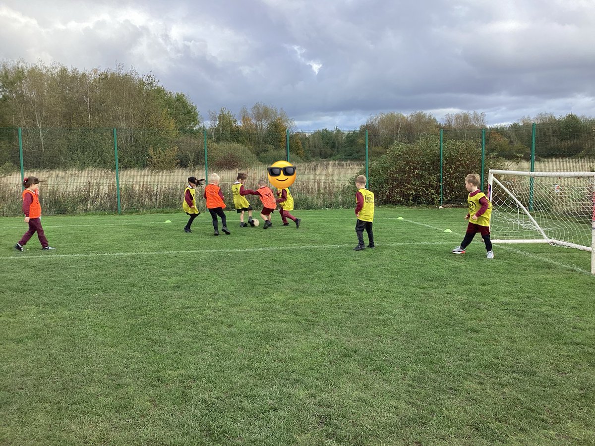 Mrs Evans tweet media