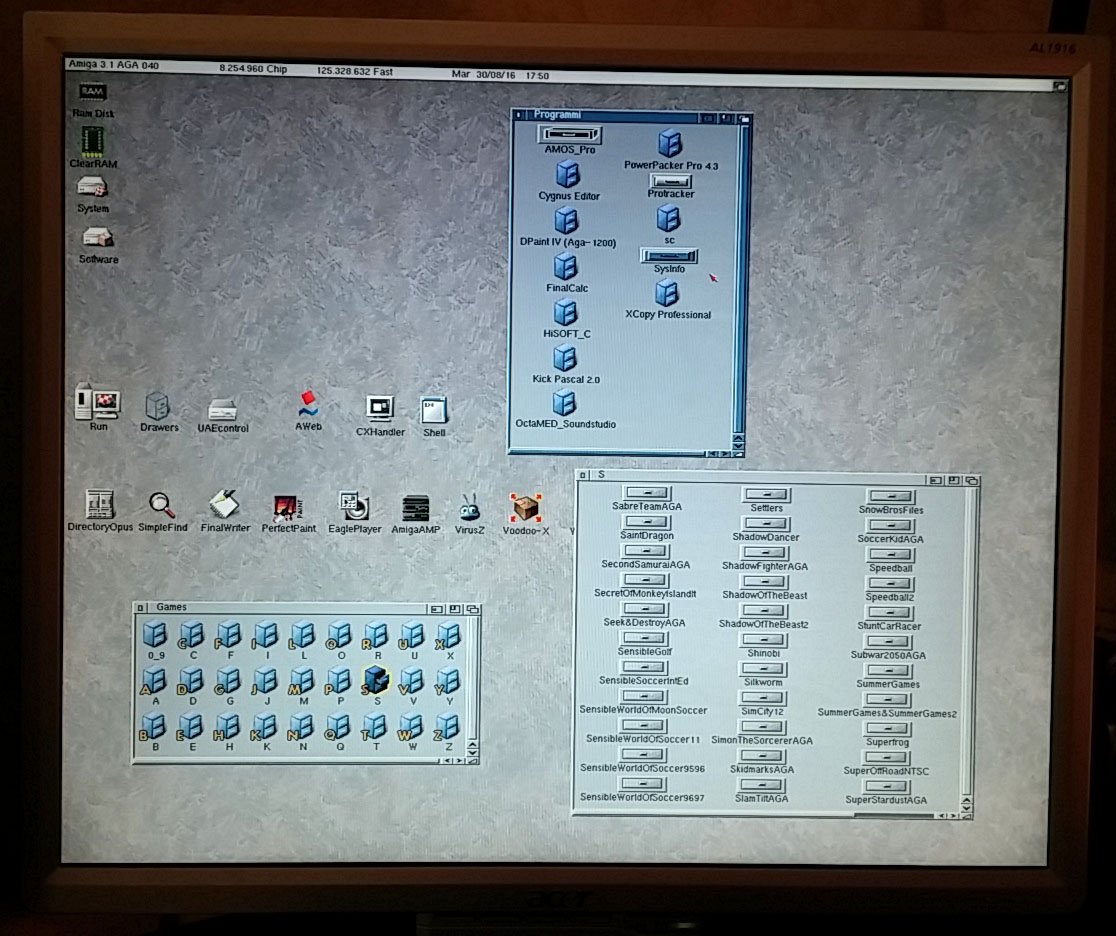 amirhusain_tx's tweet image. Carmelo Maiolino's Amiga-Pi! A Raspberry pi in an aluminum case, pre-configured to run Amiga. Will run on Raspberry Pi 2 and 3. #Retrocomputing