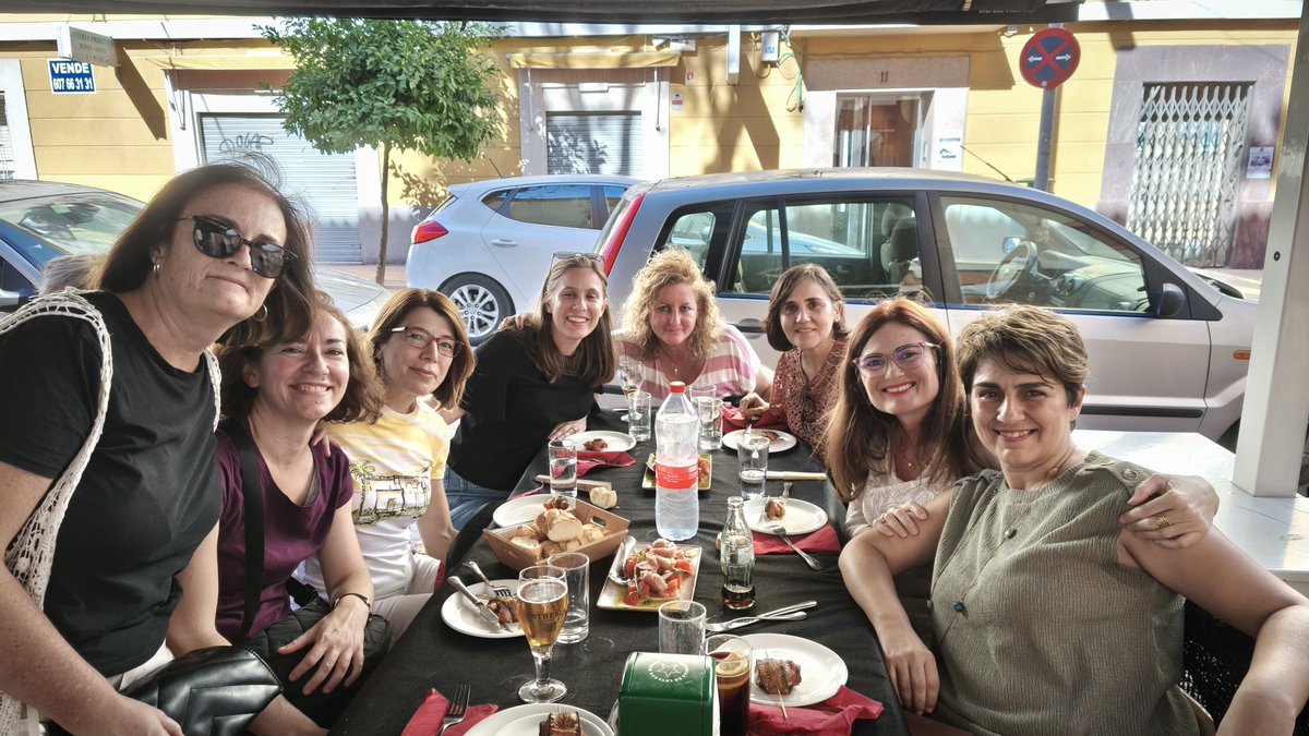 Parte de <a href="/EOI_Malaga/">EOI Málaga</a> y <a href="/EOIMarbella/">EOI Puerta de la Mar</a> listas para #XIIICongresoNacionalEOI