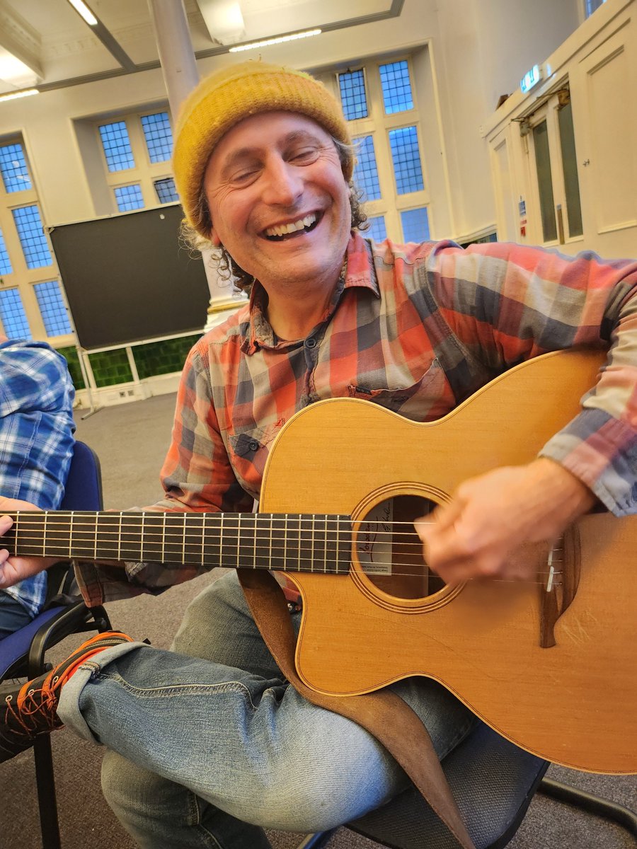 leithcentralcc's tweet image. 📣 LCCC is seeking new members
It’s not all work, work, work — sometimes there’s music too 🎸
But we do get things done: housing, planning, parks and licensing.
Join us and help shape Leith’s future 👉 engagement@leithcentralcc.co.uk