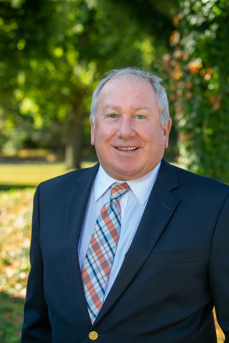 🌟 Employee Spotlight: We're proud to recognize Jeff Wynkoop AIA, NCARB, our Senior Project Manager, who is celebrating 4 years with R2A.