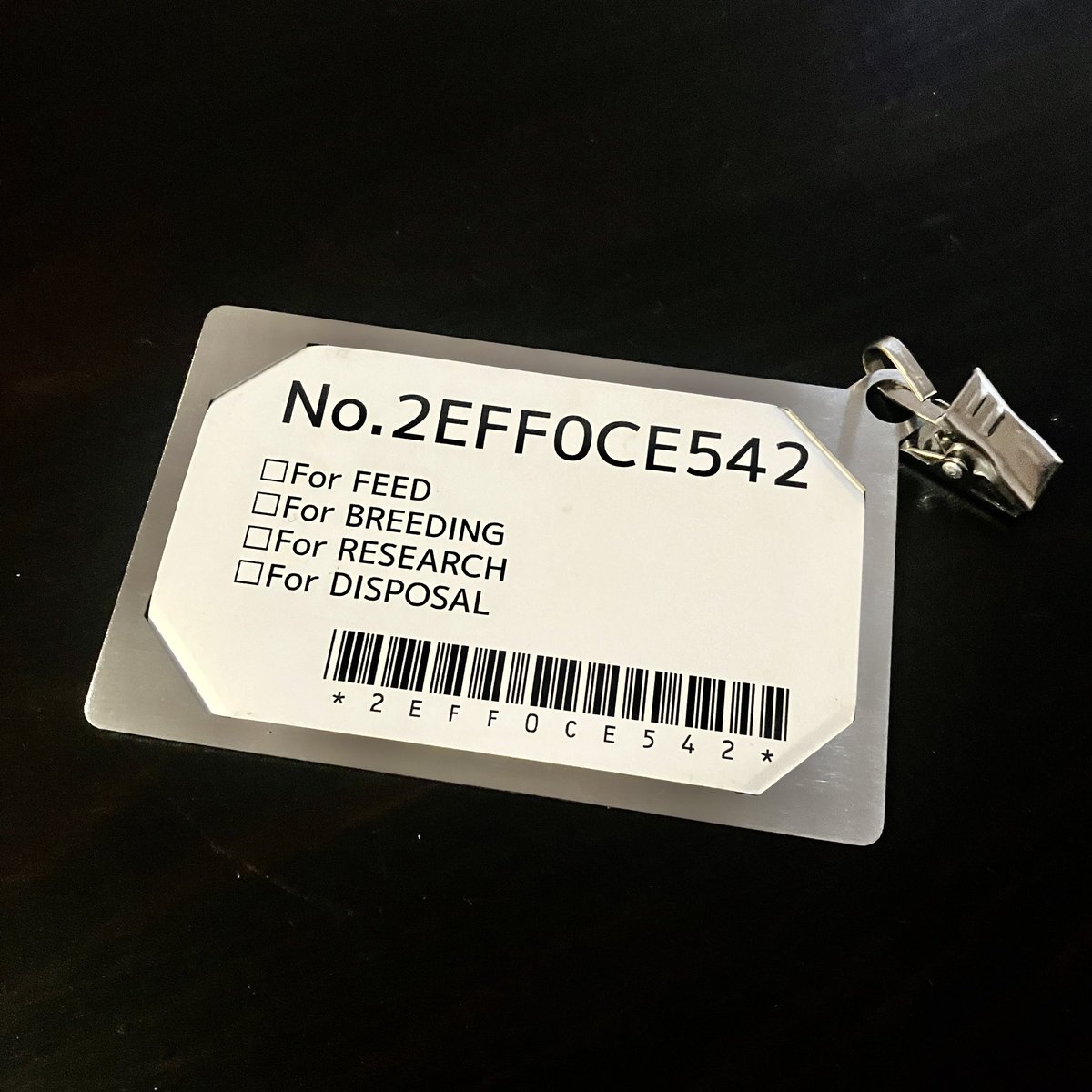 名片吊牌 Usage sample🥰

Tag your own bottle or tag on your fursuit!😈 Come and get yours at #Infurnity #Infurnity2025 #獸無限 #獸無限2025