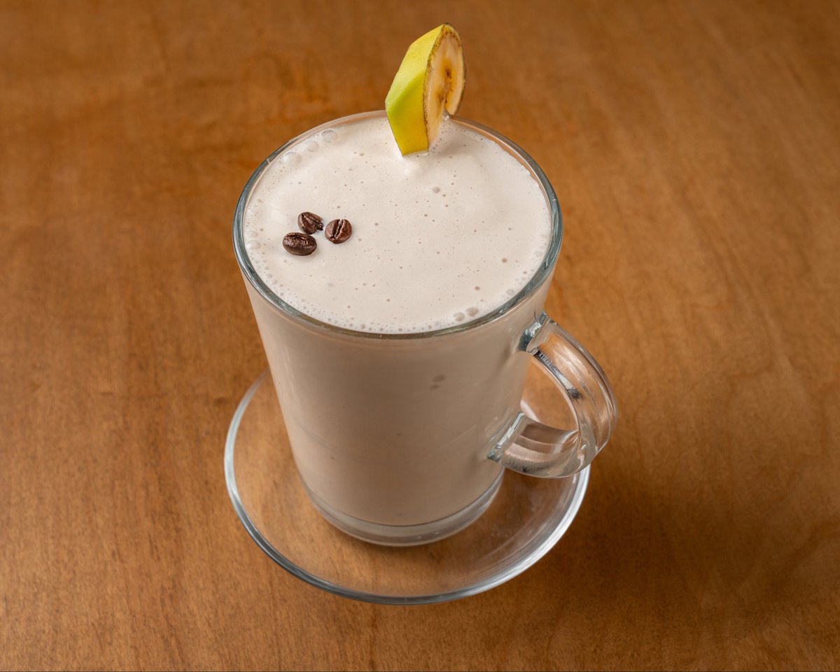 Cozy mornings start at Prince Coffee House New York☕️🥐 Wrap yourself in good vibes, sip on something refreshing, and treat yourself to eats that hit just right. Don’t miss their fan favorite the Iced Banana Espresso 🍌
📷: @princecoffeehouseny