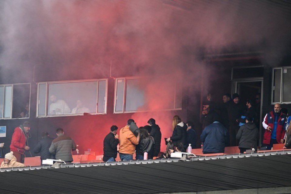🚨 #AHORA

El TAS falló contra #Nacional y NO le serán devueltos los 3 puntos quitados por los incidentes del clásico, ocurridos en la final del Intermedio.