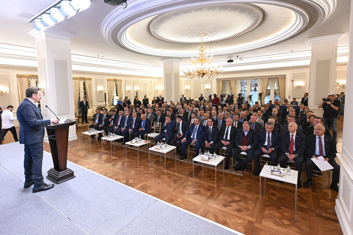 TOBB Yönetim Kurulu Üyesi Başkanımız Ali Çandır, TOBB Başkanı Sayın Rifat Hisarcıklıoğlu, Milli Eğitim Bakanı Sayın Yusuf Tekin’in katılımıyla gerçekleşen 'Tarım Sektörüne Yönelik Mesleki ve Teknik Eğitim İş Birliği Protokol İmza Töreni'ne katıldı. 

Milli Eğitim Bakanlığı ve